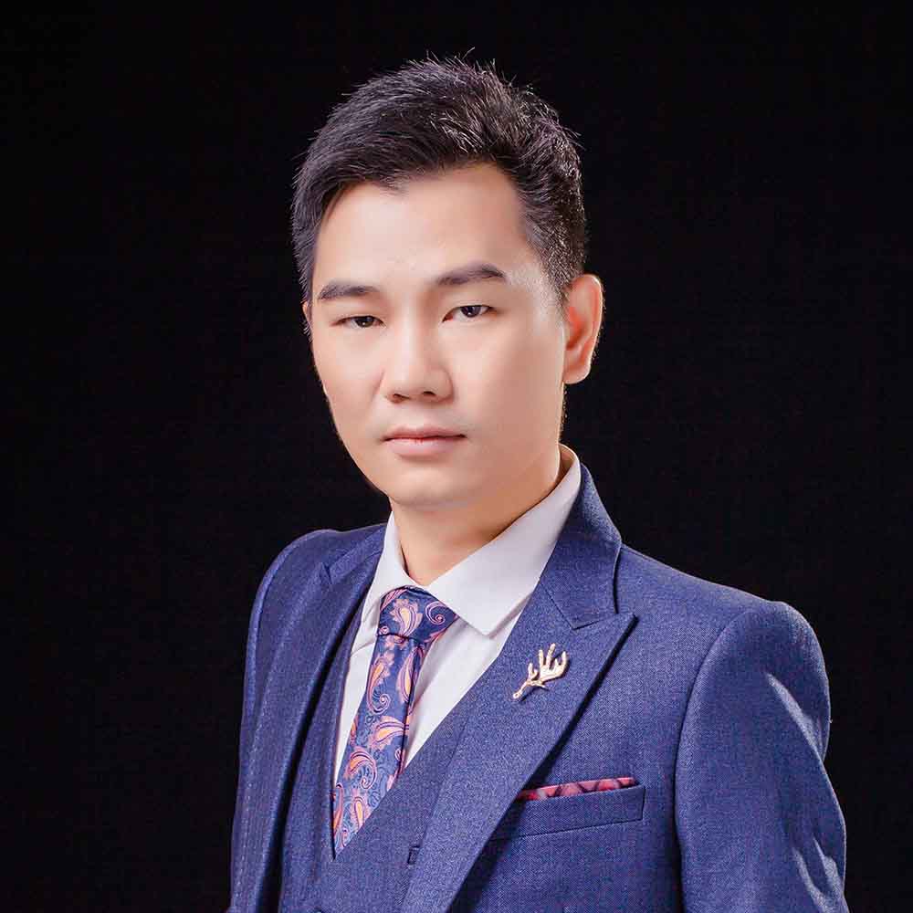 諸權輝